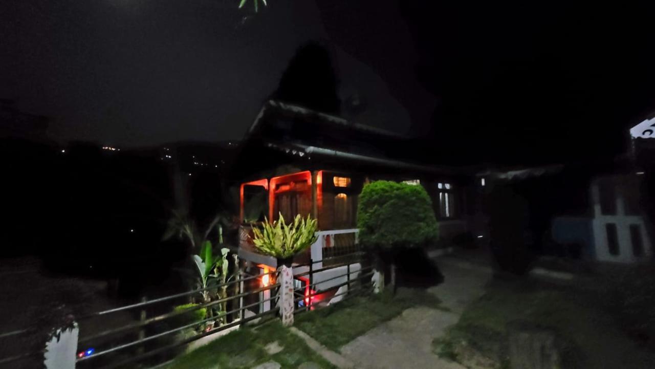 Eviana Homestay Дарджилінг Екстер'єр фото